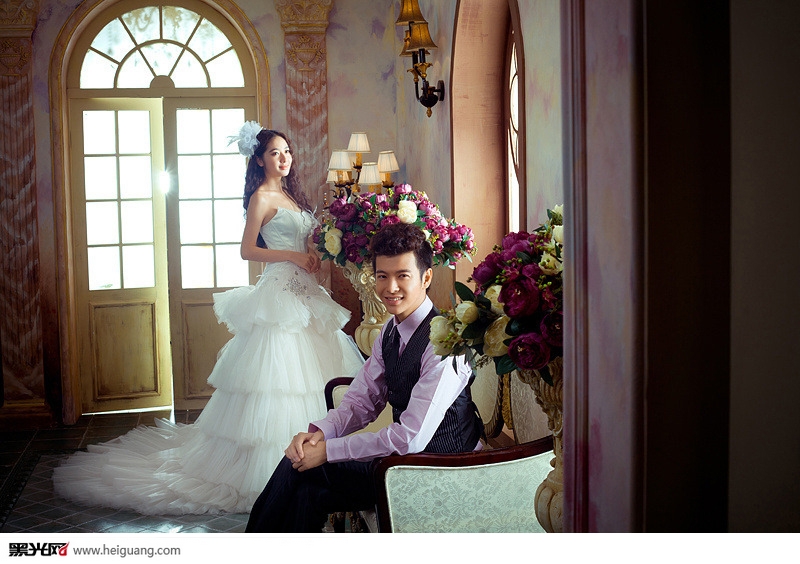 点击大图看下一张：温莎实景 婚纱摄影