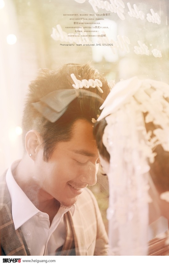点击大图看下一张：爱得温暖 婚纱摄影