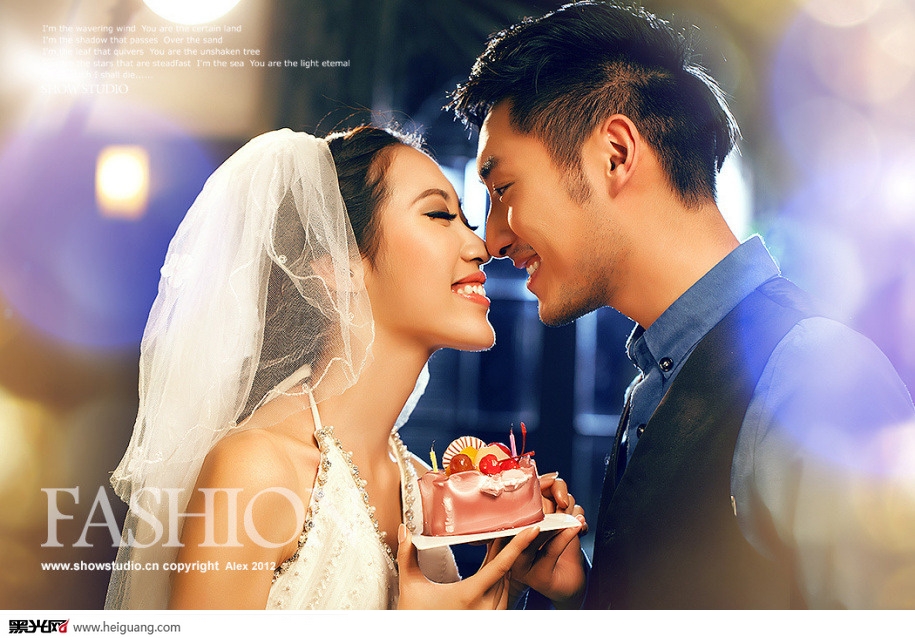 点击大图看下一张：染醉爱情香 婚纱摄影