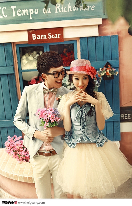 点击大图看下一张：唐山维纳斯 婚纱摄影