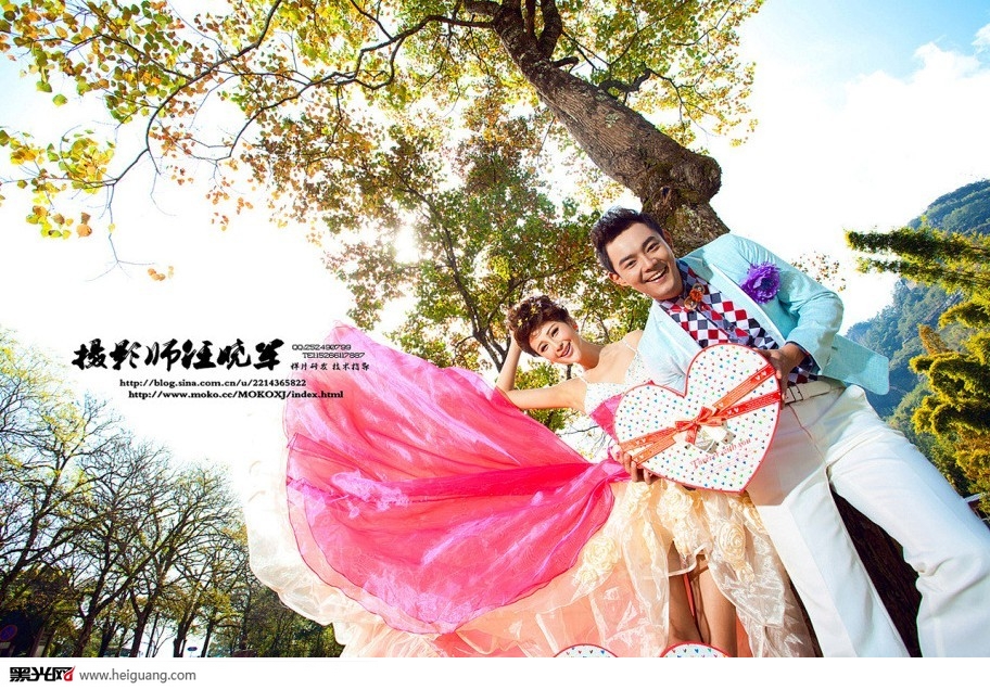 点击大图看下一张：秋色 婚纱摄影