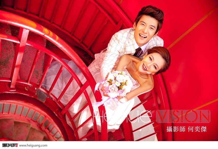 点击大图看下一张:缘份天空 婚纱摄影