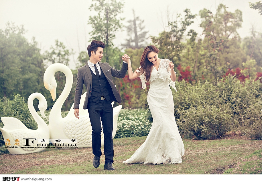 点击大图看下一张：LOVE 婚纱摄影