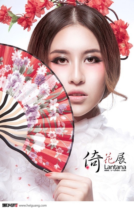 点击大图看下一张：依花展 婚纱摄影