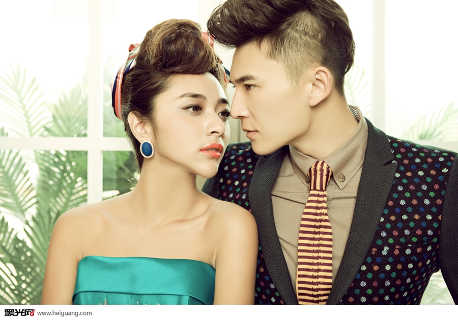 点击大图看下一张:典爱珍藏 婚纱摄影