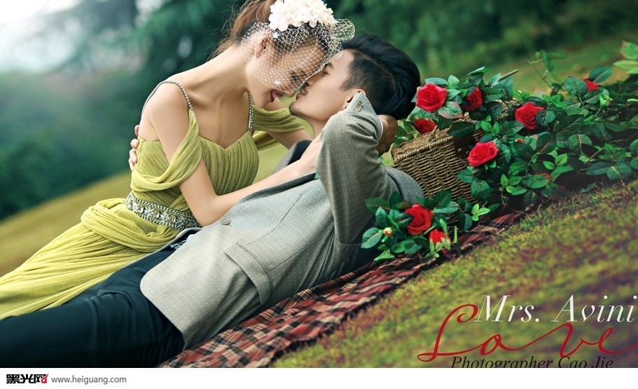 点击大图看下一张:Mrs. Avini 婚纱摄影