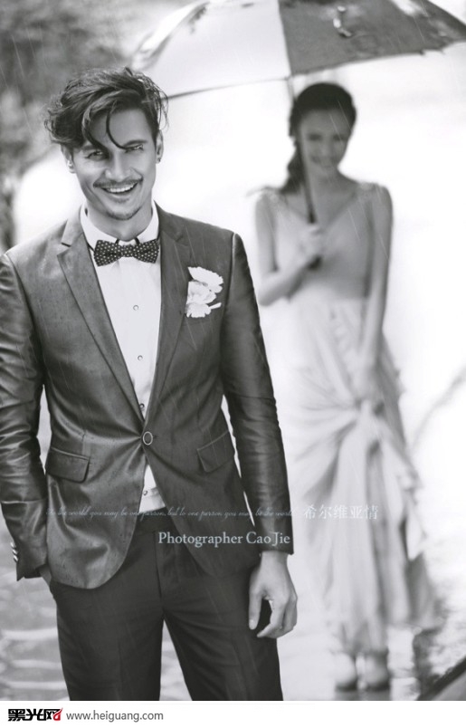 点击大图看下一张:《Riviere》 婚纱摄影