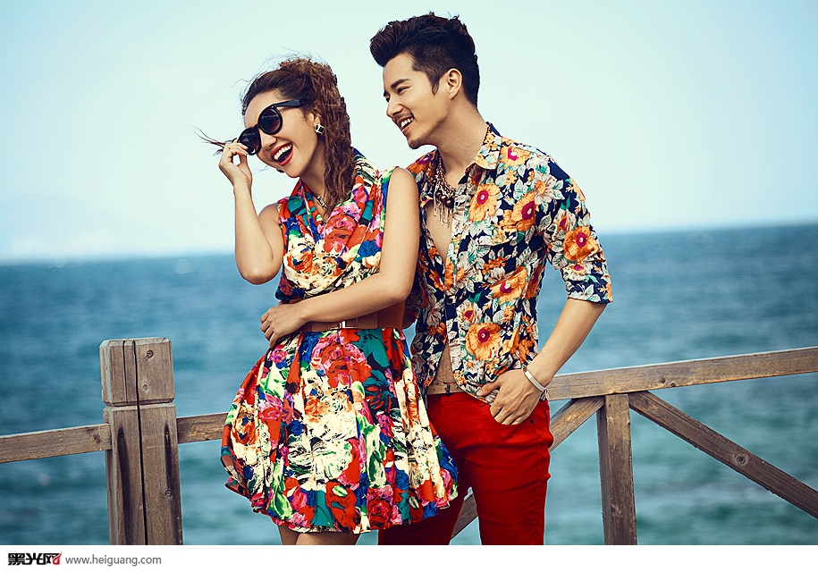 点击大图看下一张：罗曼风情 婚纱摄影