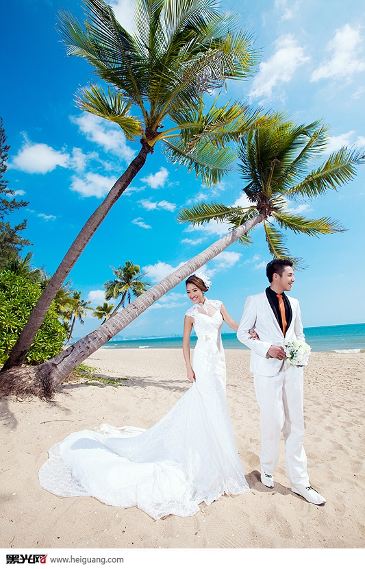 点击大图看下一张：那年夏末 婚纱摄影