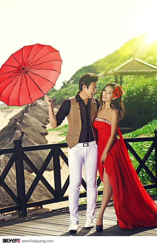点击大图看下一张：红 婚纱摄影