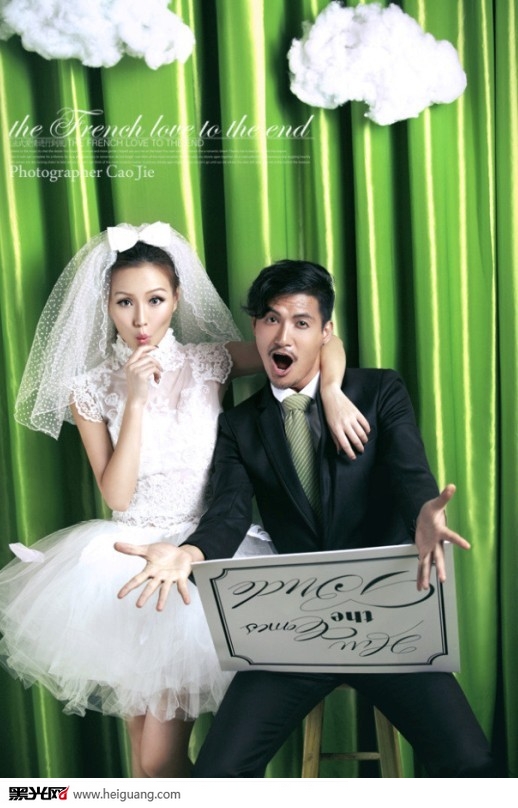 点击大图看下一张：狂想曲 婚纱摄影