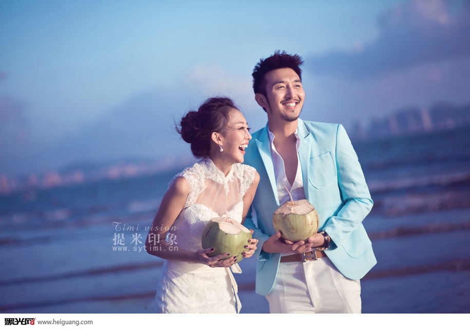 点击大图看下一张：海 婚纱摄影