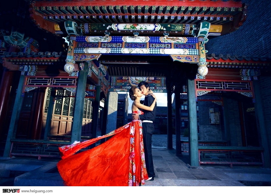 点击大图看下一张:古城 婚纱摄影