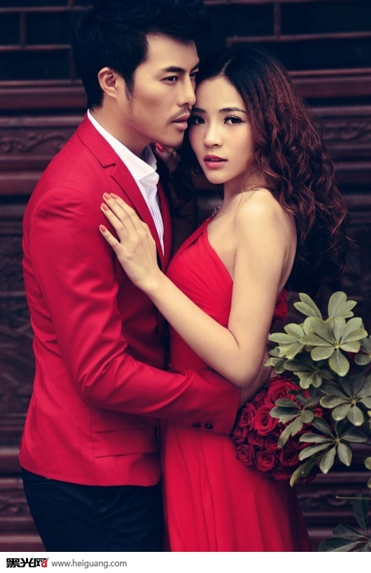 点击大图看下一张:中国红 婚纱摄影