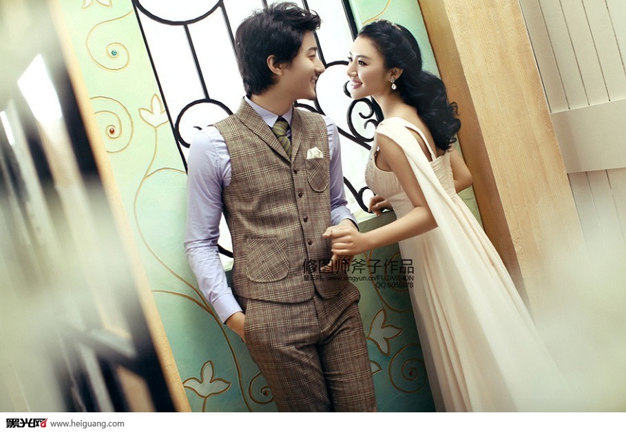 点击大图看下一张:静静的等待 婚纱摄影