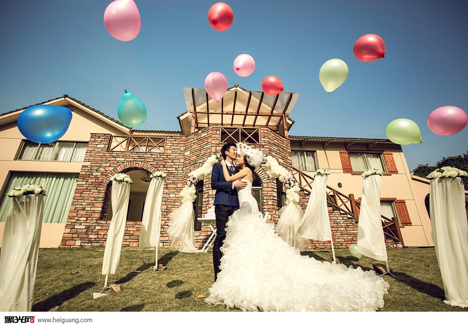 点击大图看下一张：爱在甬城 婚纱摄影