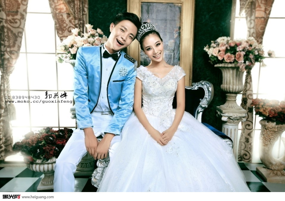 点击大图看下一张：温莎情缘 婚纱摄影