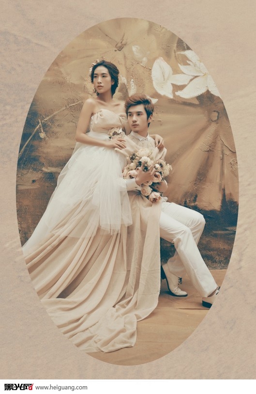 点击大图看下一张：时光印画 婚纱摄影