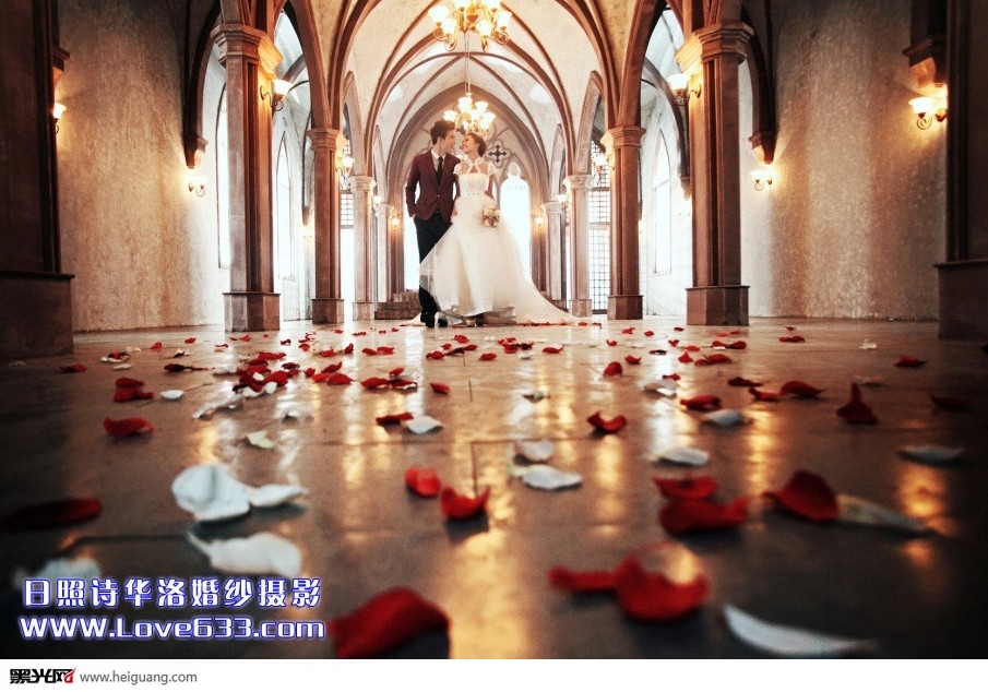 点击大图看下一张：嫁给我吧 婚纱摄影