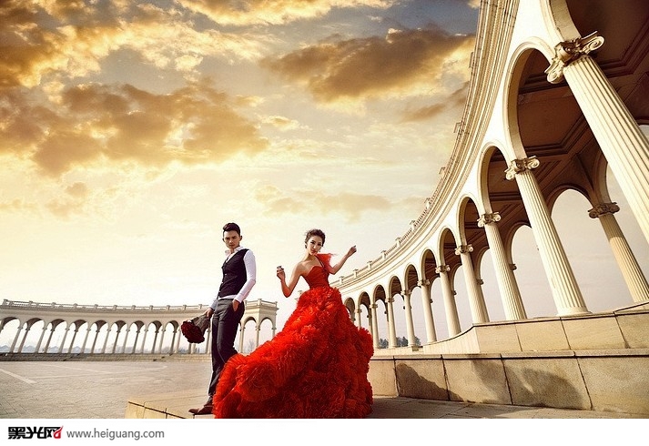 点击大图看下一张：拉斐特 婚纱摄影