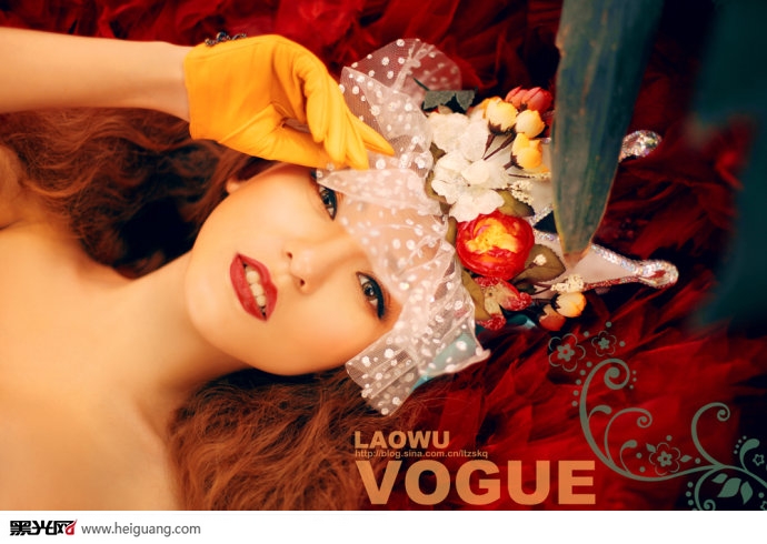 点击大图看下一张：仙妮婕琳娜的丛林之旅 婚纱摄影