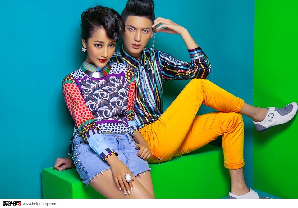 点击大图看下一张：color style 婚纱摄影