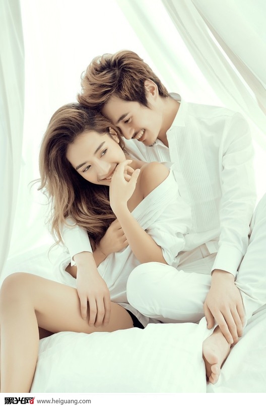 点击大图看下一张：私房蜜语 婚纱摄影