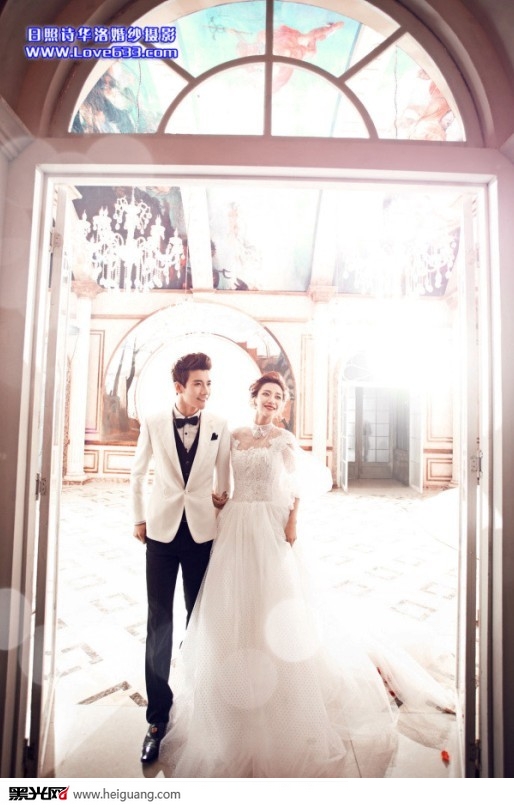 点击大图看下一张：爱丽丝梦幻城堡 婚纱摄影