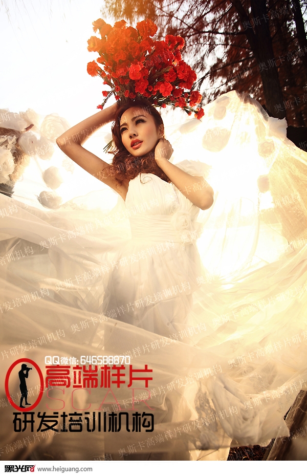 点击大图看下一张：爱在斜阳 婚纱摄影