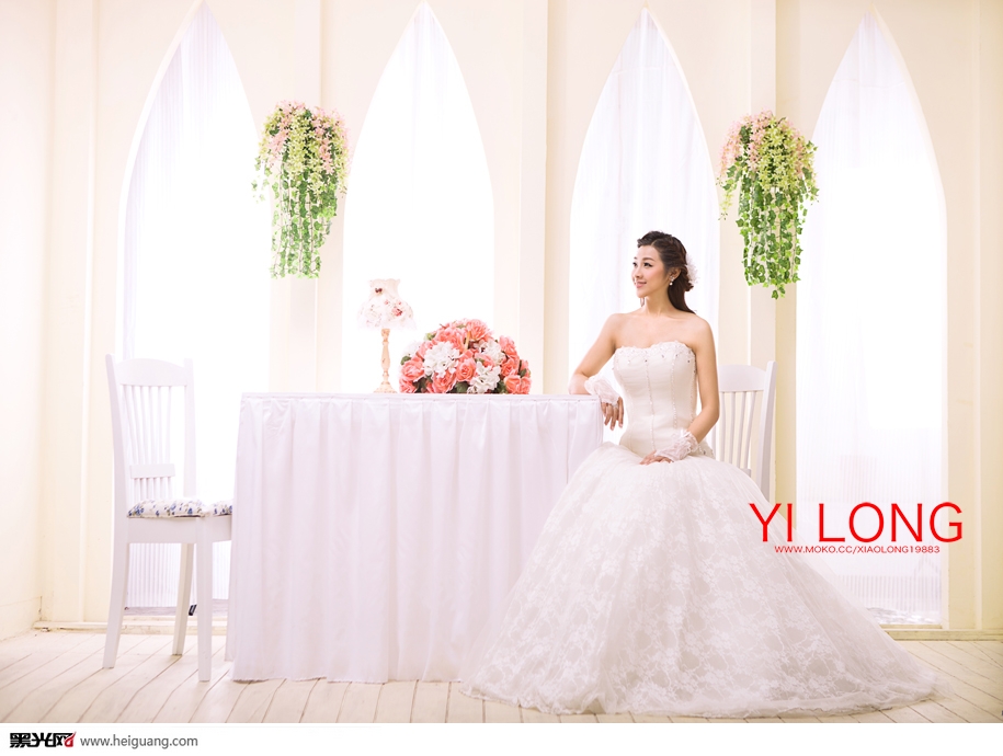 点击大图看下一张：布达拉宫 婚纱摄影