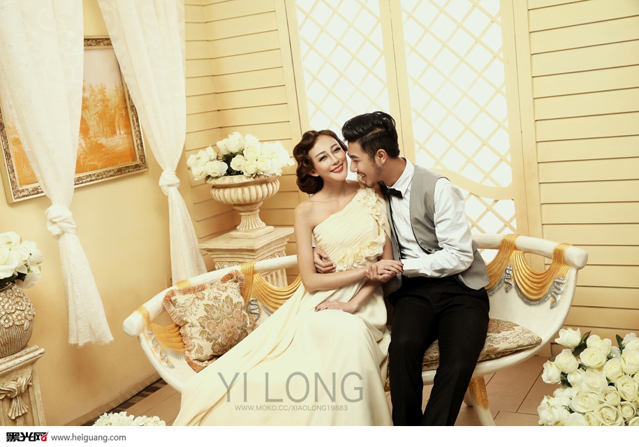 点击大图看下一张：唯美 婚纱摄影