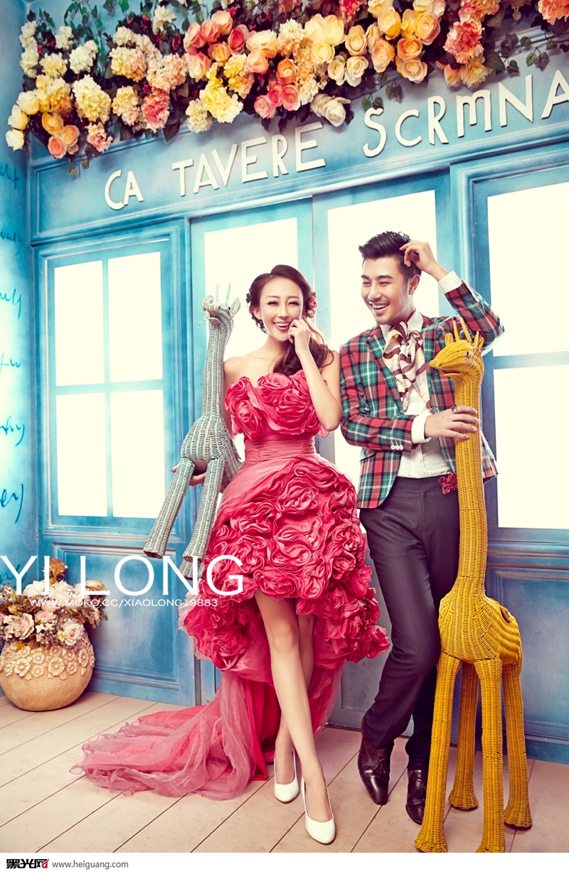 点击大图看下一张：快乐情人节 婚纱摄影