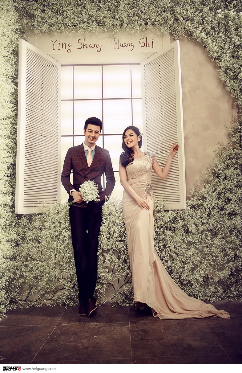 点击大图看下一张：记忆 婚纱摄影