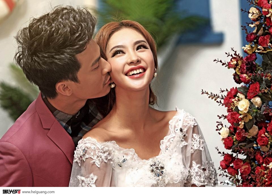 点击大图看下一张：韩城热恋 婚纱摄影