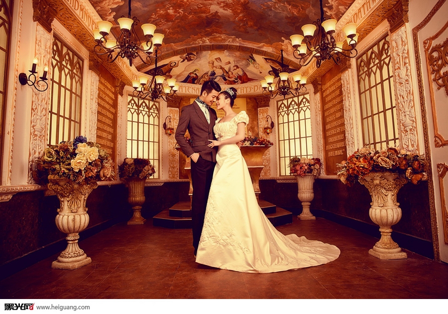 点击大图看下一张：简爱 婚纱摄影