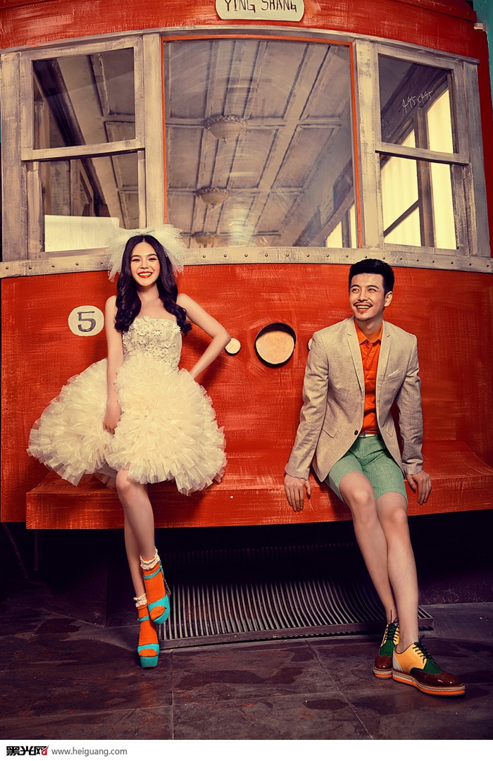 点击大图看下一张:快乐旅行 婚纱摄影