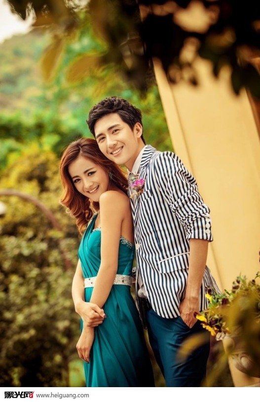 点击大图看下一张：情迷太子湾 婚纱摄影