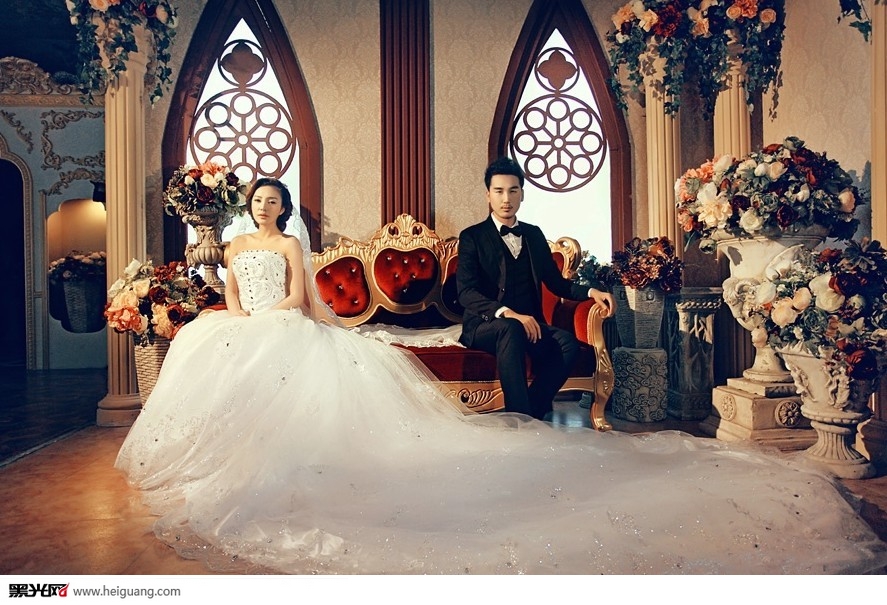 点击大图看下一张：Verona誓约 婚纱摄影