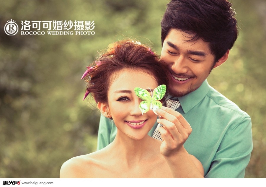 点击大图看下一张：放飞爱 婚纱摄影