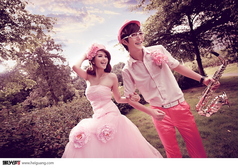 点击大图看下一张：情定今生 婚纱摄影