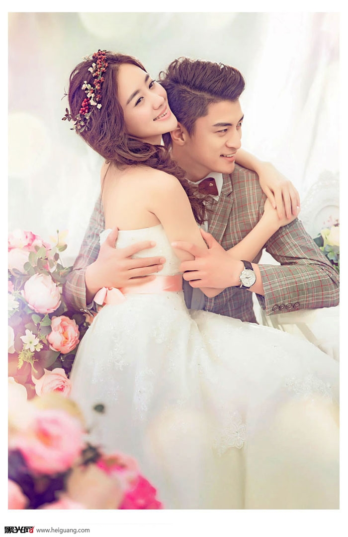 点击大图看下一张：午后红茶 婚纱摄影