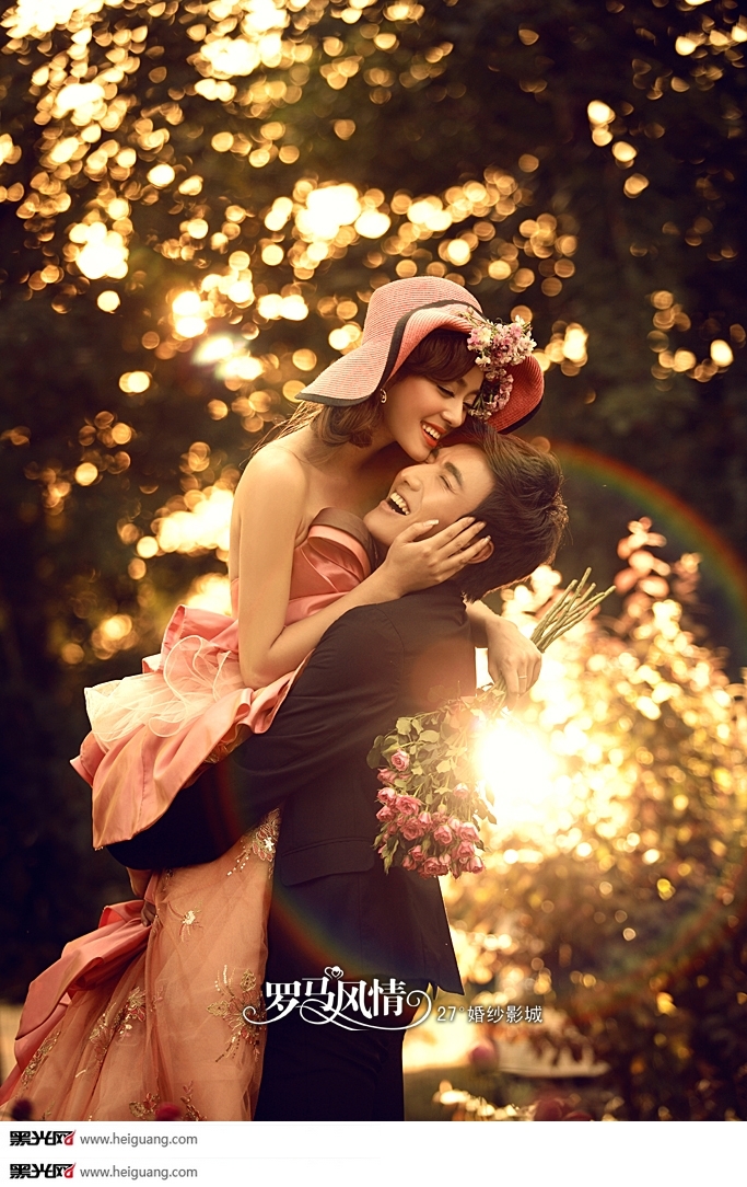 点击大图看下一张：夕阳天使 婚纱摄影