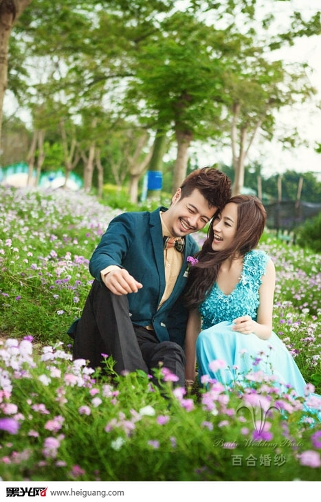 点击大图看下一张:百万葵园 婚纱摄影