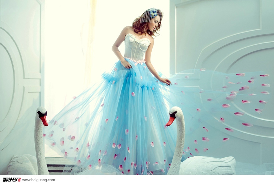 点击大图看下一张：洛丽塔 婚纱摄影