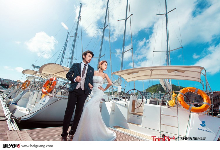 点击大图看下一张：甜心假期 婚纱摄影