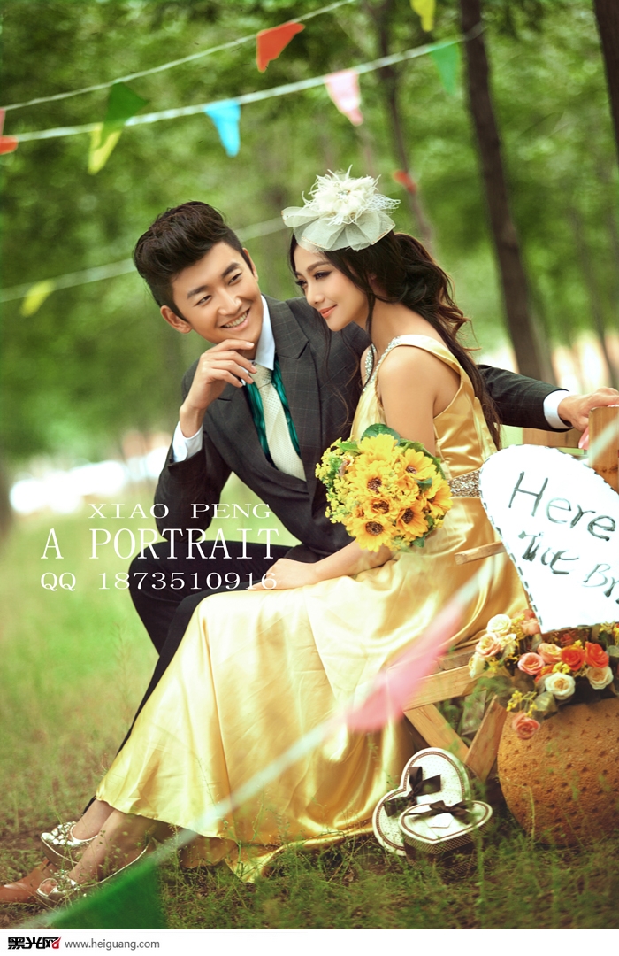 点击大图看下一张：纯美树林 婚纱摄影