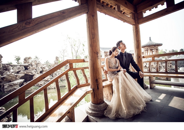 点击大图看下一张:沉鱼落雁的美 婚纱摄影