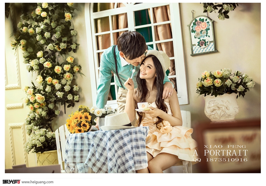 点击大图看下一张：柔情小院 婚纱摄影