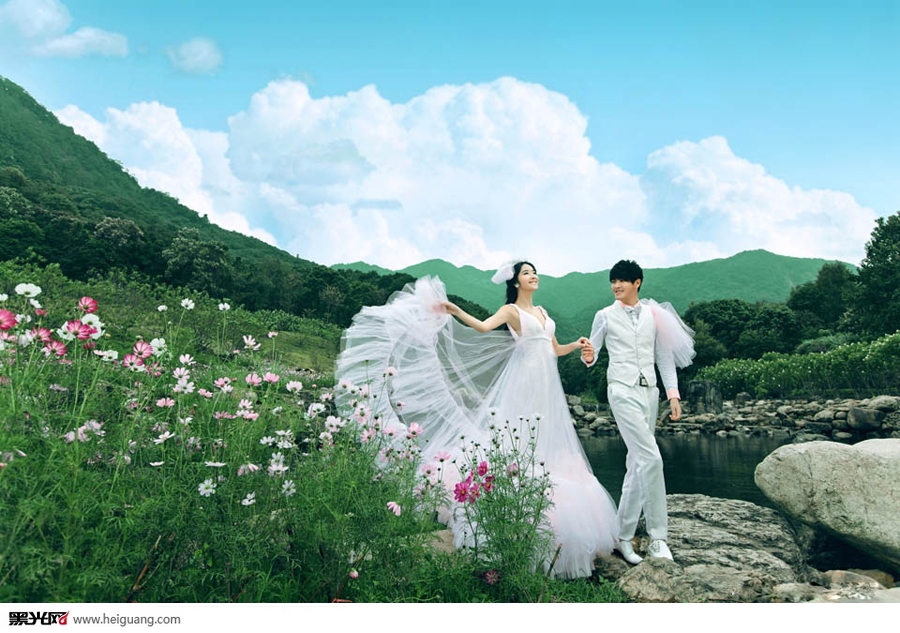 点击大图看下一张：韩风恋情 婚纱摄影