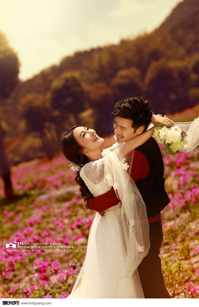 点击大图看下一张：花语 婚纱摄影